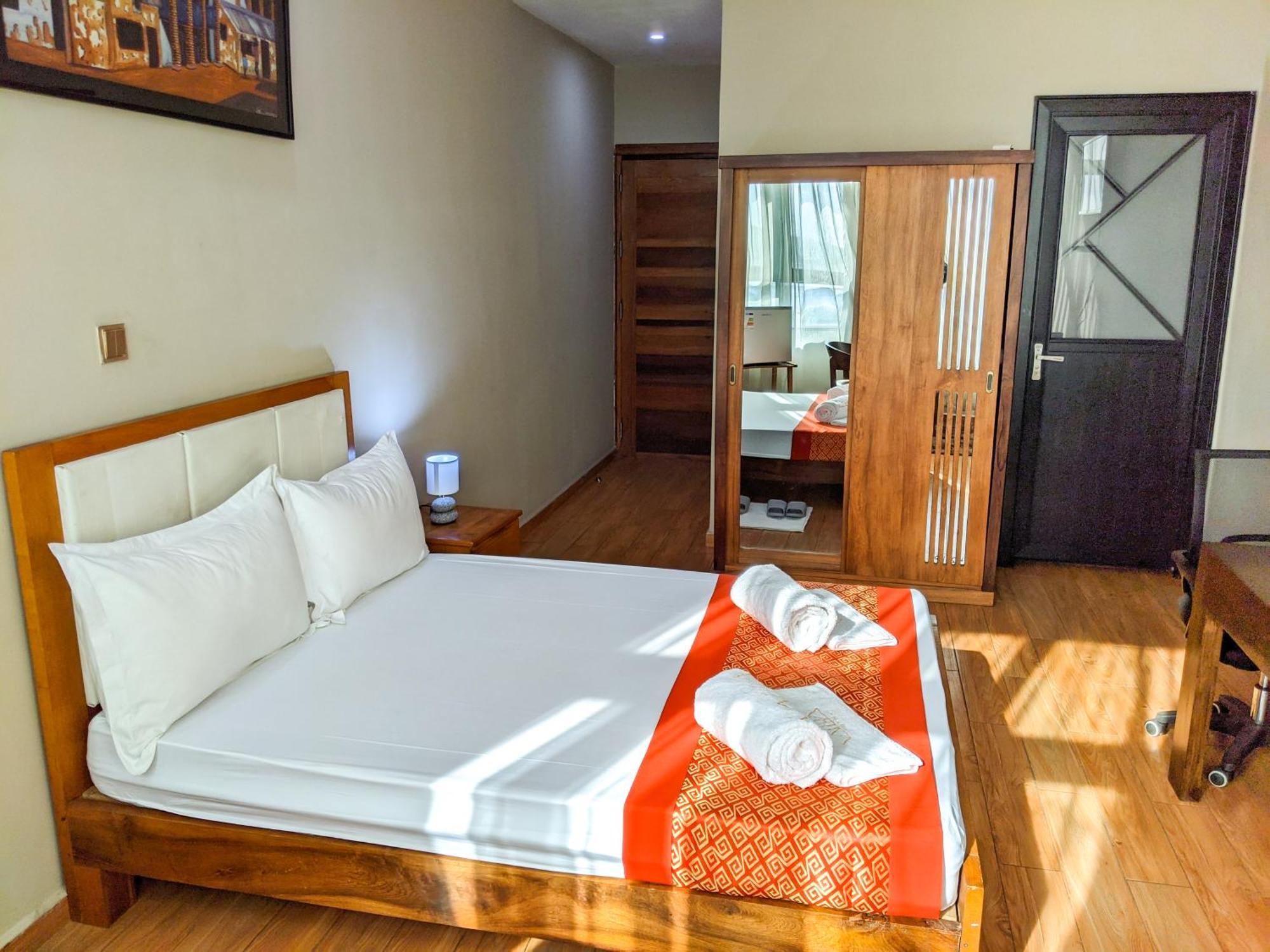 Valiha Hotel Antananarivo Esterno foto